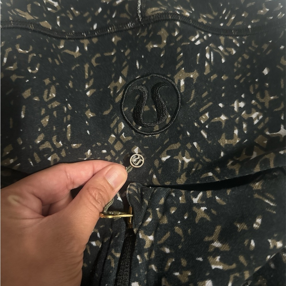 lululemon athletica Black Patterned Jacket - Picture 2 of 4